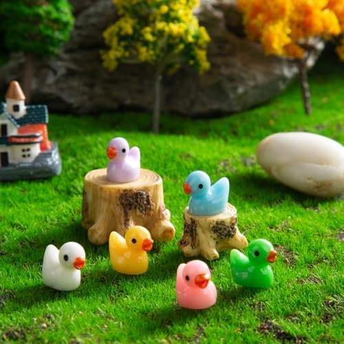 150 Pieces Mini Resin Duck Miniature Figures Micro Fairy Garden Landscape Aquarium Dollhouse Ornament Potted Plants Decoration DIY Slime Charms for Christmas Birthday Party (100Yellow+50Multicolor)